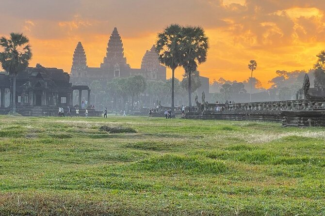 Private 2DAY Tours With Angkor Wat Sunrise and Photographer - Accessibility and Tour Operation