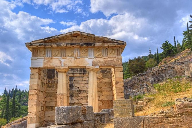 Private 2Days Trip to Delphi, Arachova Hosios Loukas & Thermopylae Tour - Pickup Details