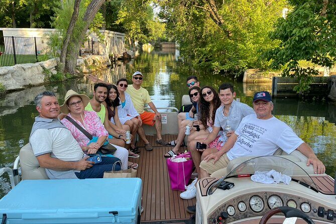 Private 2hr Scenic Boat Cruise Lake Austin- BYOB- Fits 15 People - Who Will Love This Experience?