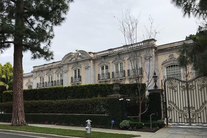 Private 3.5 Hour Sightseeing Tour of Hollywood and Beverly Hills - Inclusive Tour Package