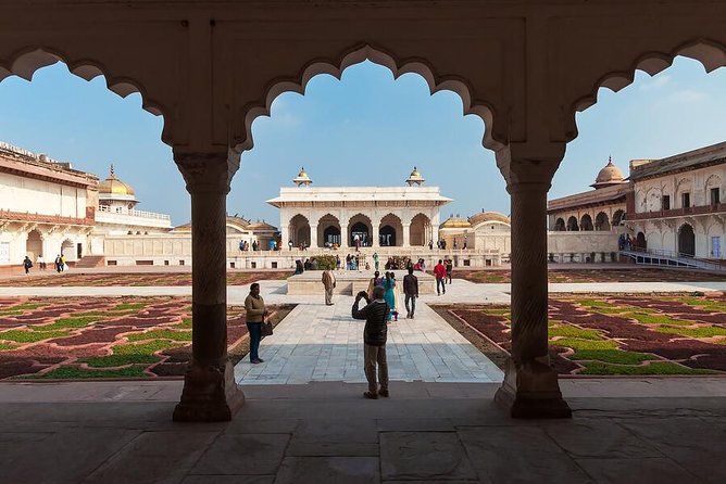 Private 3-Day Ranthambhore Tiger Tour From Agra Ending in Jaipur - Exploring Jaipurs Landmarks