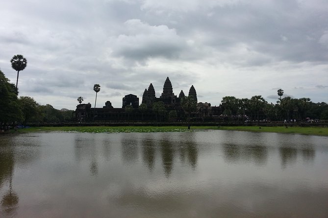 Private 3 Day Trip: Siem Reap-Phnom Penh - Private Transportation