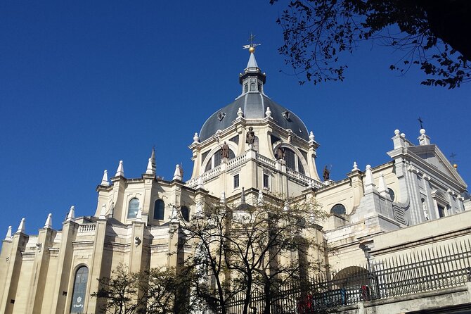 Private 3-Hour Group Tour in Madrid - Cancellation Policy