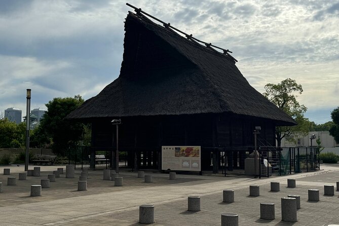Private 3-Hour Guided Tour of Osaka Castle and Historical Museum - Getting to Osaka Castle