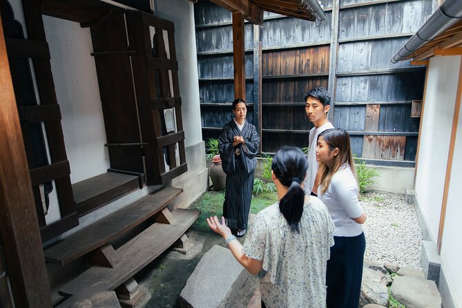 Private 3-Hour Sensu (Folding Fan) Tour With Kyoto Machiya Owner - Connecting With the Machiya Owner