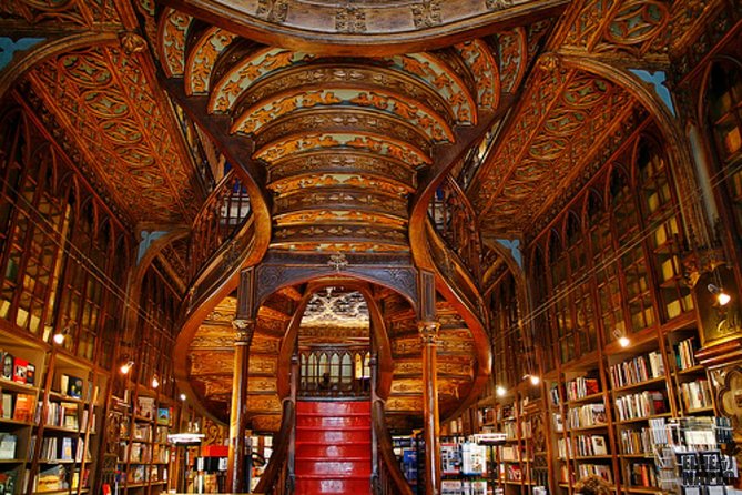 Private 3-Hour Walking Tour of Porto With Official Tour Guide - Explore Famous Attractions and Hidden Gems