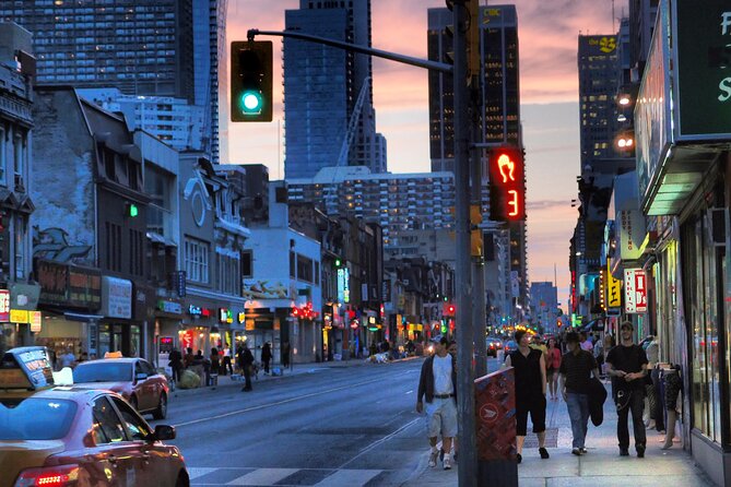 Private 3-Hour Walking Tour of Toronto With Licensed Tour Guide - Meeting and Pickup Details