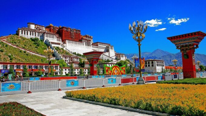 Private 3-Night Lhasa Trip - Passport Requirement