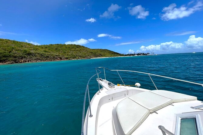 Private 30 Boat Charter for up to 6 Passengers to Icacos Island - Icacos Island Destination