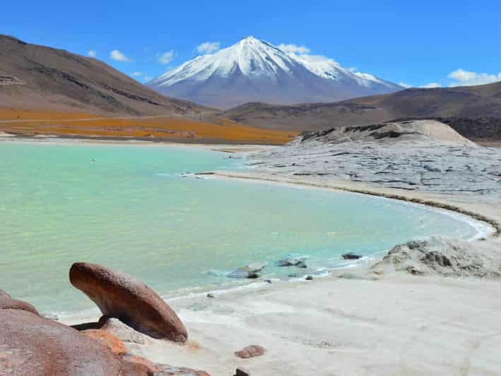 Private 3D Tour in Salar De Uyuni With Tayka Hotels - Tour Overview