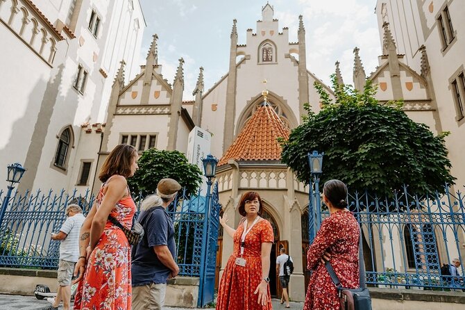 Private: 3h Stories of Prague Jewish Quarter Tour, Snack Included - Inclusions and Amenities