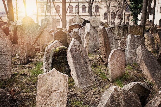 Private: 3h Stories of Prague Jewish Quarter Tour, Snack Included - Honoring Holocaust Victims