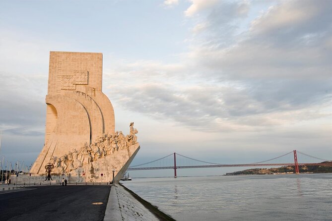 Private 3H Tour by Tuk Tuk Lisbon Essential - Accessibility and Requirements