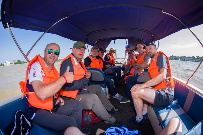 PRIVATE 4-5h Speedboat Tour to the Village Mila23 - Exploring Mila23 Village