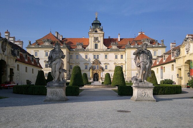 Private 4 Castles Day Trip From Vienna to South Moravian Region - Exploring the Castles