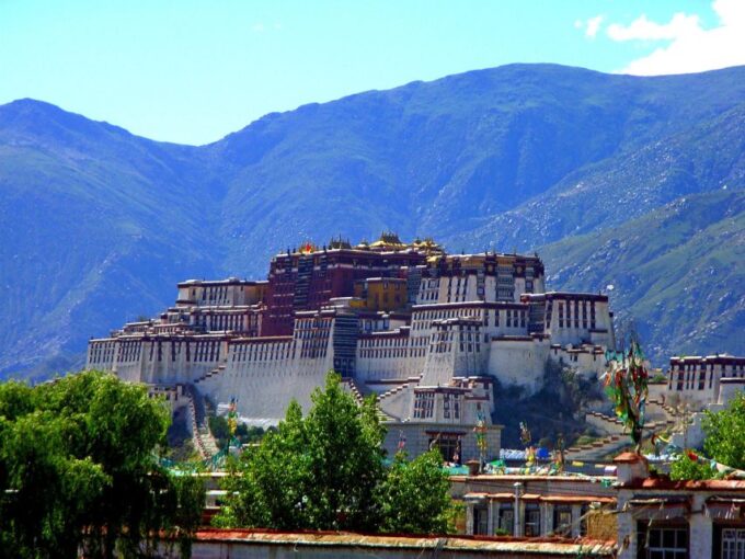 Private 4-Day Lhasa Tour Including Airport Pickup - Frequently Asked Questions