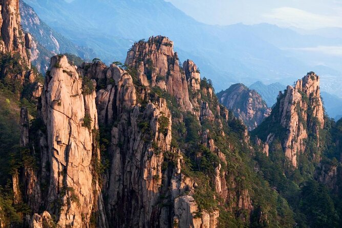 Private 4-Day Tour to Mount Huangshan, Hongcun and Tangyue With Accommodation - Key Points