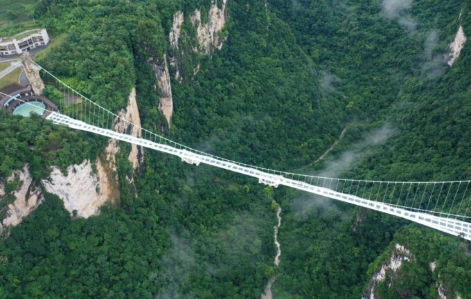 Private 4-Day Zhangjiajie Package Tour Including Tickets - Grand Canyon and Baofeng Lake