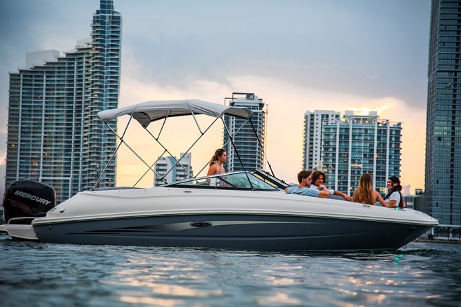 Private 4 Hour Boat Rental With Captain in Fort Lauderdale! - Customer Reviews and Badge of Excellence