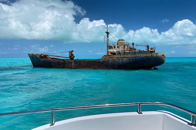 Private 4-Hour Catamaran Tour From Providenciales in Turks and Caicos - Crew and Personalized Experience