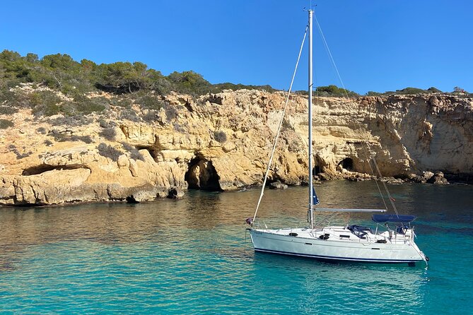 Private 4-Hour Sailboat Tour Through the Bay of Palma De Mallorca - Quick Points
