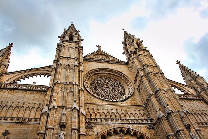 Private 4-Hour Tour of Palma De Mallorca W/ Driver & Guide (Hotel/Port Pick Up) - Accessibility