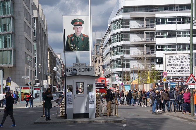 Private 4-Hour Walking Tour of Berlin With Official Tour Guide - Reviews and Feedback
