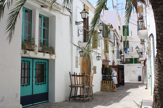 Private 4-Hour Walking Tour of Ibiza With Official Tour Guide - Insider Tips and Recommendations