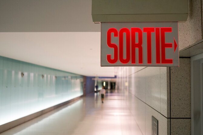 Private 4-Hour Walking Tour of Montreal With Licensed Tour Guide - Inclusions and Exclusions