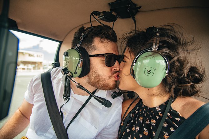 Private 45 Minute Helicopter Tour With Romantic Landing - Tour Inclusions