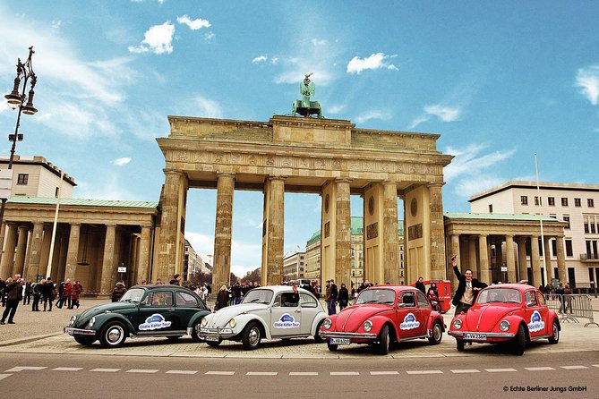 Private 4h Berlin Discovery Tour in an Oldtimer Volkswagen Beetle - Meeting Details