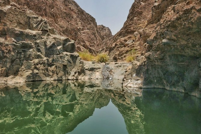 Private 4x4 Desert Drive, Wadi Shawaka Pool Visit With Lunch Box - Activities and Inclusions