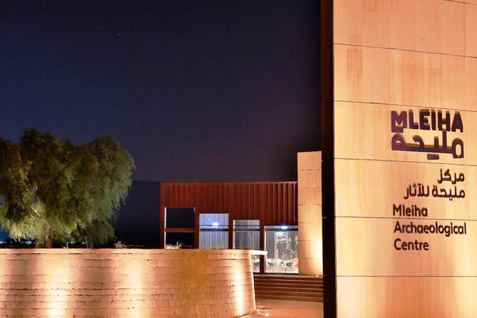 Private 4x4 Mleiha Desert Safari With Stargazing and Dinner - Exploring Camel Rock and Fossil Rock