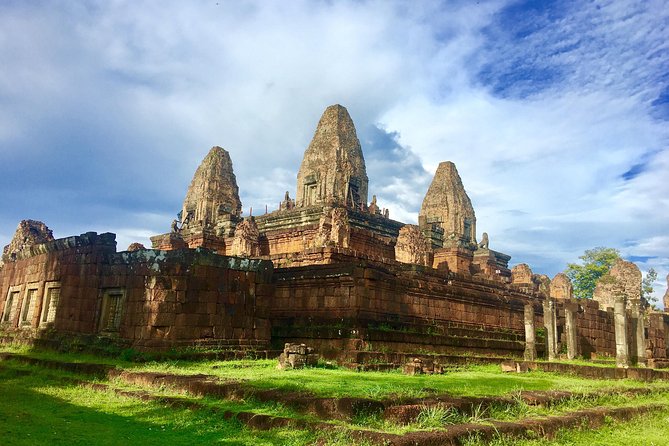 Private 5 Day Siem Reap: Angkor Temples & Floating Village Tour - Angkor Wat and Its Significance