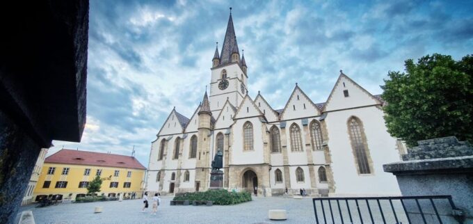 Private 5-Day Tour in Transylvania From Bucharest - Important Tour Information