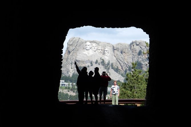 Private 5 Hour Black Hills Tour With Local Experts - Accessibility and Safety Measures