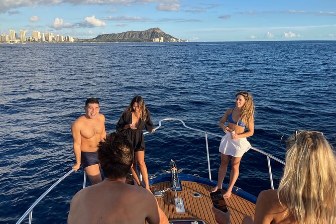 Private 5 Hour Charter on Board Our Yacht in Waikiki - Exclusive Amenities Included in Your Charter