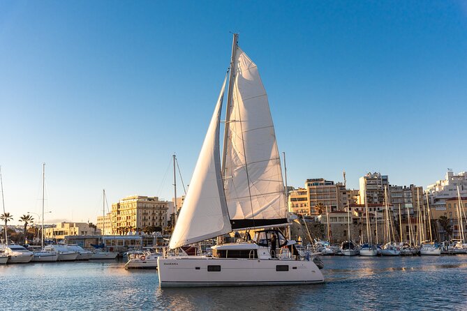 Private 5h Cruise Catamaran Santorini BBQ ,Drinks, Transfer - Onboard Experience