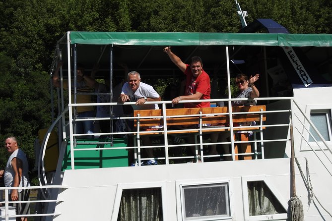 Private 6-7h Classic Boat Tour - Meeting and Pickup