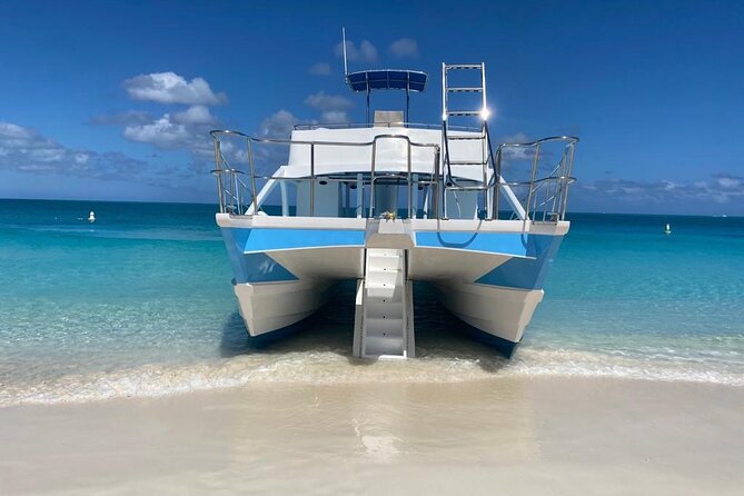 Private 7-Hour Catamaran Tour in Turks and Caicos - Inclusions