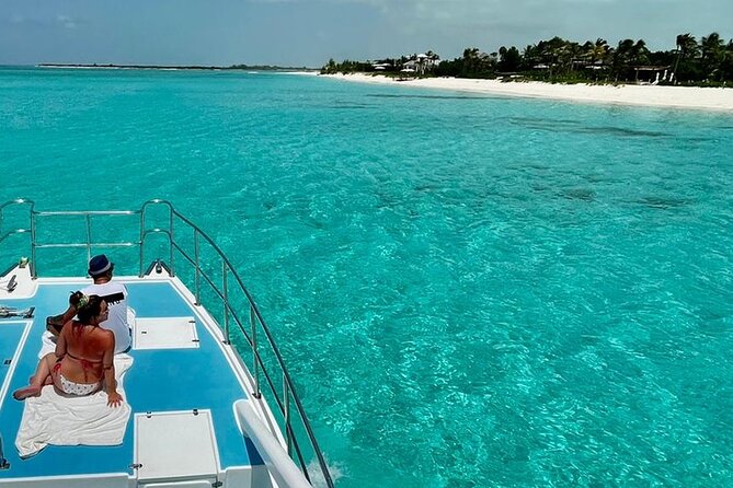 Private 7-Hour Catamaran Tour in Turks and Caicos - Snorkeling Experiences