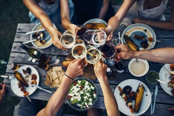 PRIVATE (7 Hours) Budapest and Szentendre City Tour With Lunch and Winetasting - Lunch and Wine Tasting