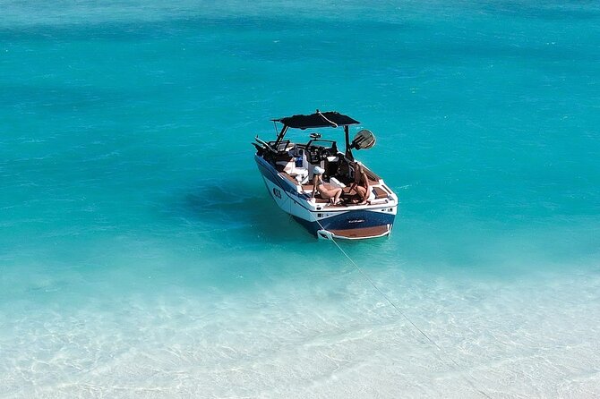 Private 7-Hr Island Escape Tour in Turks and Caicos (up to 10) - Meeting and Pickup Information