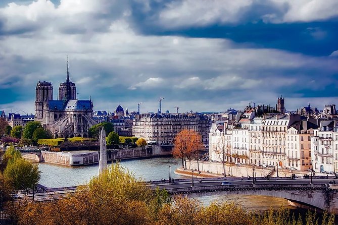 Private 8-Hour City Tour of Paris With Driver and Official Guide - Hotel Pick up - Frequently Asked Questions