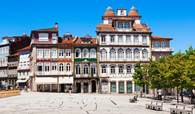 Private 8-Hour Tour to Braga and Guimaraes From Porto - Braga Cathedral