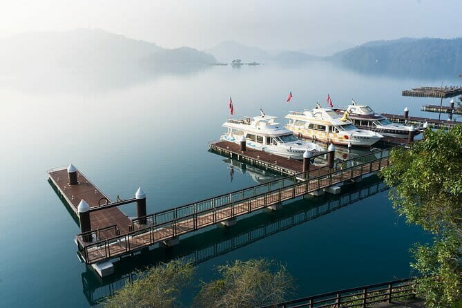 Private 9-Hour Sun Moon Lake Leisure Tour from Taichung ()! - An In-Depth Look at the Sun Moon Lake Private Tour