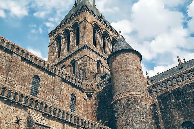 Private 9-Hour Tour to Mont St. Michel From Le Havre - Pricing and Inclusions