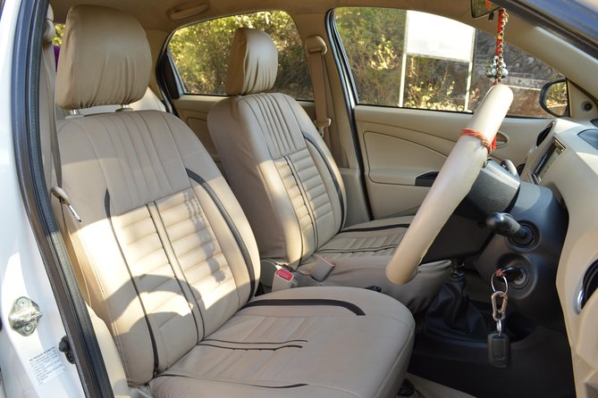 Private A/c Transfer Udaipur To Mount Abu ( 4 Seat A/c Sedan) - Pickup and Drop-off Details