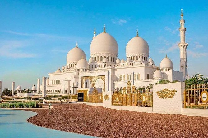 Private Abu Dhabi City Tour With Gold Coffee at Emirates Palace - Tour Experience