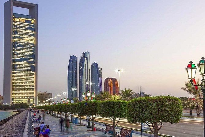 Private Abu Dhabi City Tour With Louvre Museum & Lunch - Scenic Corniche Drive